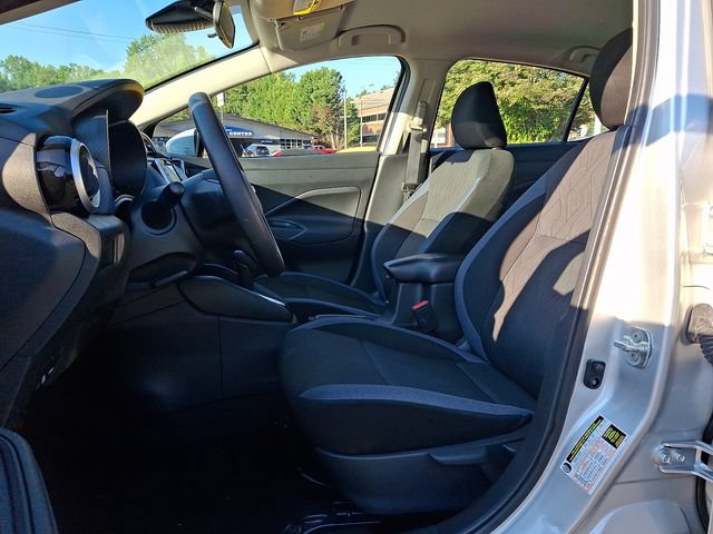 Used 2025 Nissan Versa SV FWD image 13
