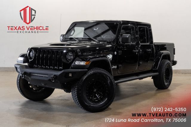 Used 2021 Jeep Gladiator Overland w/ Popular Equipment Package AWD/4WD image 1