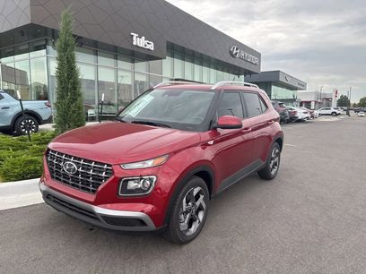 New 2025 Hyundai Venue SEL