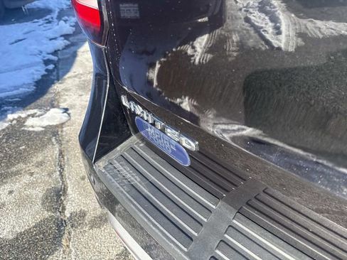 Used 2024 Ford Expedition Limited image 5