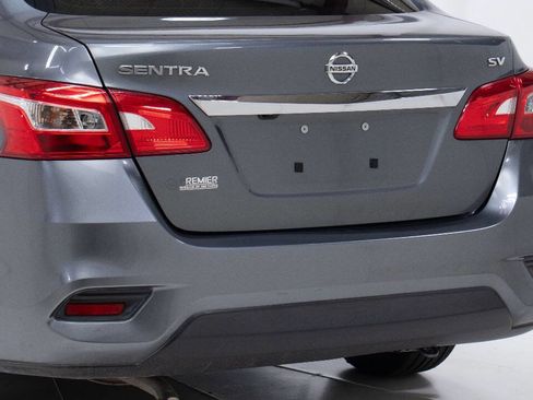 Used 2018 Nissan Sentra SV FWD image 12