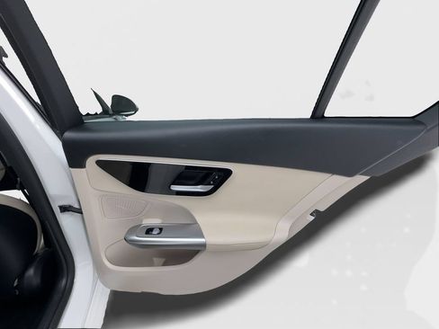 Used 2023 Mercedes-Benz C 300 Sedan image 28