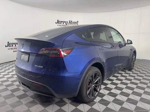 Used 2023 Tesla Model Y Performance AWD/4WD image 6