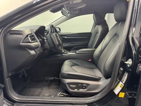Used 2019 Toyota Camry SE image 13