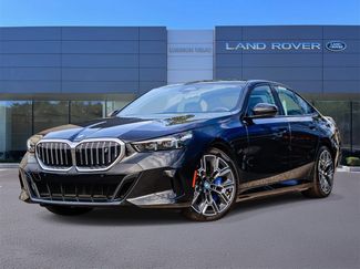 Used 2025 BMW i5 xDrive40 w/ M Sport Package video 1