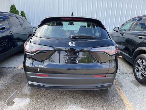 Used 2025 Honda HR-V LX image 3