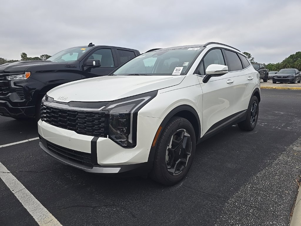 Certified 2026 Kia Sportage EX w/ EX Panoramic Sunroof Package AWD/4WD image 5
