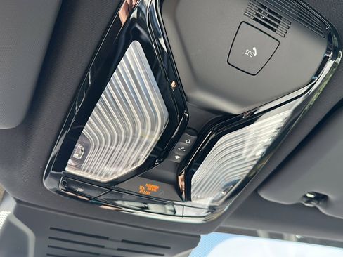 New 2026 BMW X5 xDrive40i w/ M Sport Package image 28