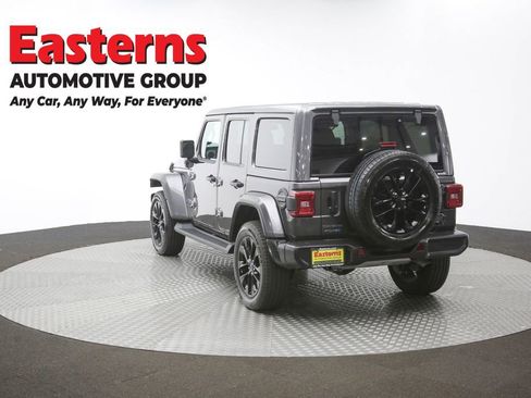Used 2025 Jeep Wrangler Unlimited Sahara AWD/4WD image 61