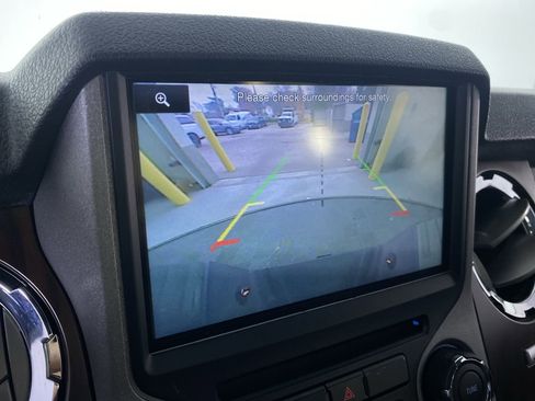 Used 2015 Ford F250 Lariat w/ Lariat Ultimate Package image 7