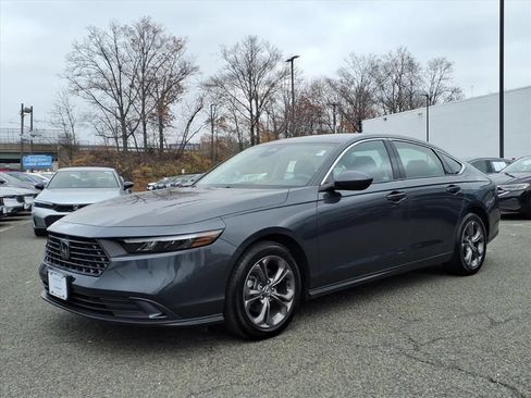 Used 2024 Honda Accord EX image 3