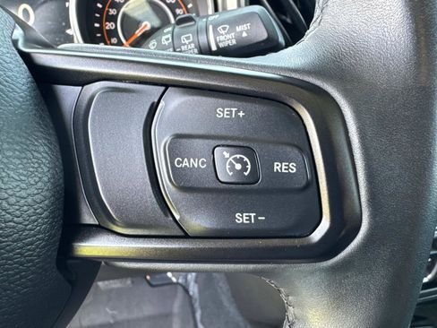 Used 2019 Jeep Wrangler Unlimited Sport S image 28