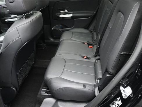 Certified 2023 Mercedes-Benz GLB 250 4MATIC image 17