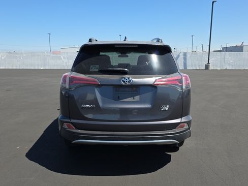 Certified 2018 Toyota RAV4 XLE AWD/4WD image 7