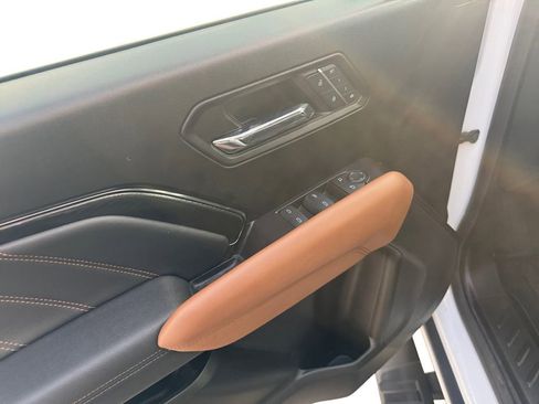 Used 2024 GMC Canyon AT4 w/ AT4 Premium Package image 20