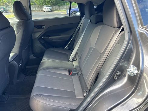 Used 2026 Subaru Crosstrek 2.0i Premium AWD/4WD image 17