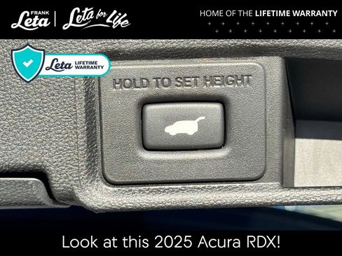 New 2025 Acura RDX Advance Package image 12