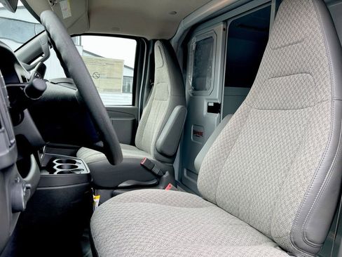 New 2025 GMC Savana 3500 w/ Power Convenience Package RWD image 45