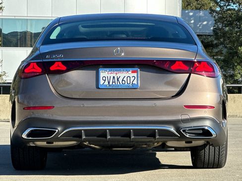 Used 2025 Mercedes-Benz E 350 Sedan image 10