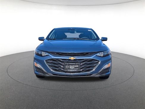 Used 2024 Chevrolet Malibu LT image 2