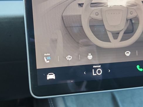 Used 2025 Tesla Model 3 RWD image 22