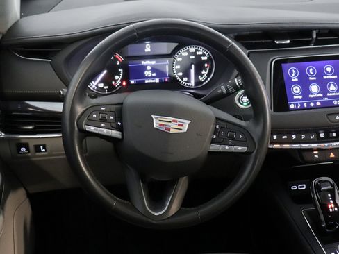 Used 2023 Cadillac XT4 Luxury image 26