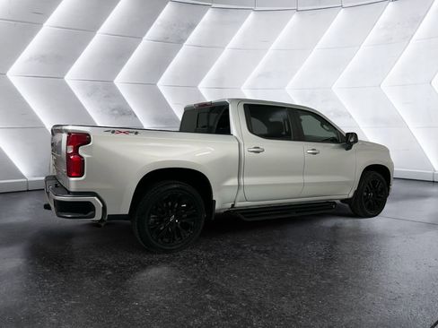 Used 2022 Chevrolet Silverado 1500 RST w/ Convenience Package II image 4