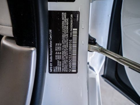 Used 2018 Rolls-Royce Wraith Base image 61