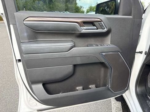 Used 2023 Chevrolet Silverado 1500 LT RWD image 17