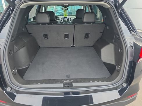 Used 2023 Nissan Rogue SV image 33