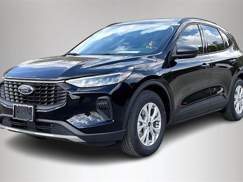 New 2026 Ford Escape Active w/ Tech Pack #1 image 2