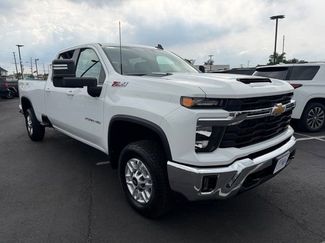 Used 2024 Chevrolet Silverado 2500 LT w/ Convenience Package AWD/4WD video 1