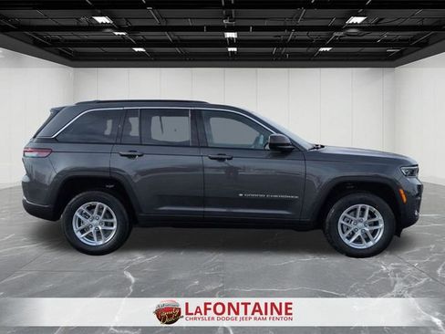 New 2026 Jeep Grand Cherokee Laredo X AWD/4WD image 6