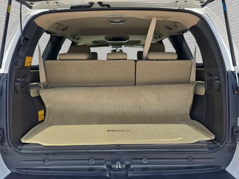 Used 2010 Toyota Sequoia Platinum RWD image 14