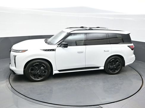 New 2026 INFINITI QX80 4WD w/ Sport Exterior Package image 33