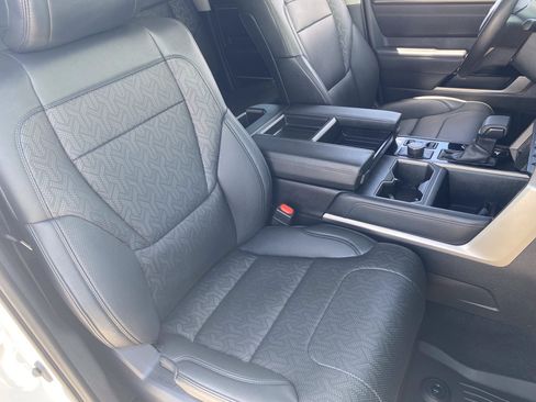 Used 2022 Toyota Tundra Limited w/ TRD Off-Road Package AWD/4WD image 9
