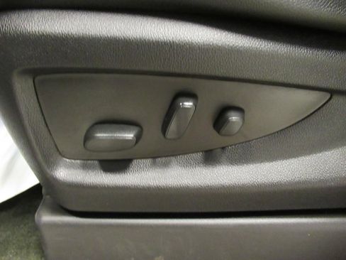 Used 2018 GMC Sierra 1500 SLT w/ SLT Preferred Package image 20