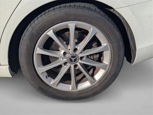 Certified 2019 Mercedes-Benz A 220 4MATIC image 15