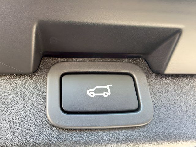 Used 2020 Land Rover Discovery HSE AWD/4WD image 10