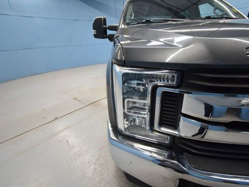 Used 2019 Ford F250 XL w/ STX Appearance Package image 39