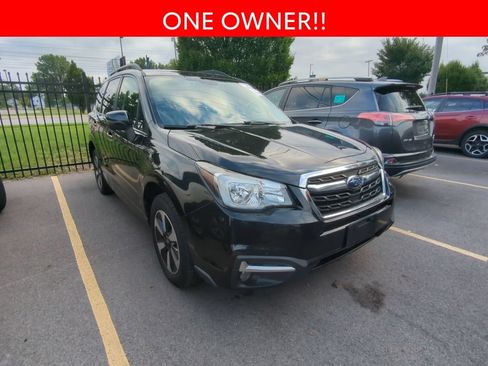 Used 2017 Subaru Forester 2.5i Premium AWD/4WD image 3