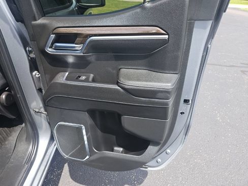 Used 2023 Chevrolet Silverado 1500 LT AWD/4WD image 29