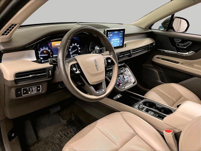 Used 2020 Lincoln Corsair AWD w/ Premium Package image 12