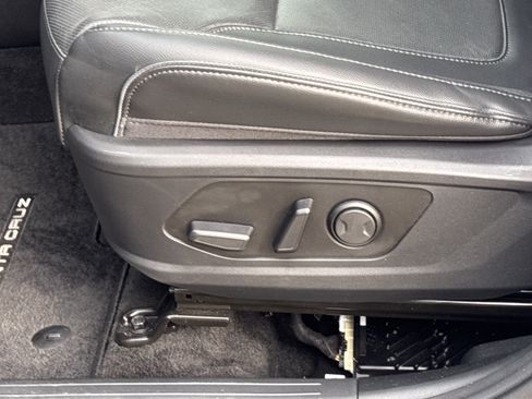 Used 2024 Hyundai Santa Cruz Limited image 17