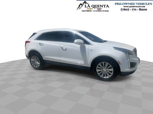 Used 2018 Cadillac XT5 Luxury w/ Driver Awareness Package FWD image 6