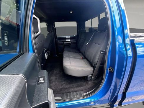 Used 2017 Ford F150 XLT w/ Equipment Group 302A Luxury AWD/4WD image 22