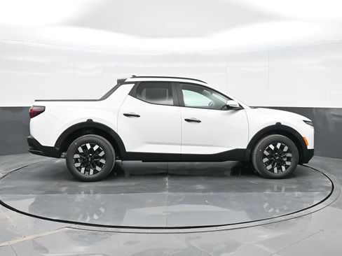 Used 2025 Hyundai Santa Cruz SEL AWD/4WD image 9