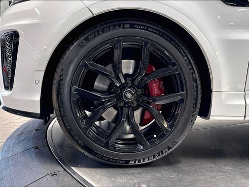 Used 2018 Land Rover Range Rover Sport SVR AWD/4WD image 13