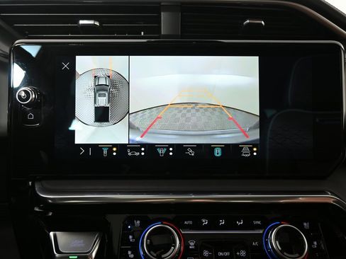 Used 2023 GMC Sierra 1500 Denali Ultimate image 29