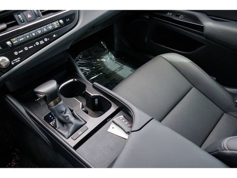 Used 2025 Lexus ES 350 FWD image 26